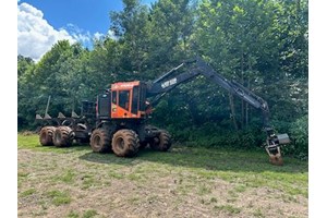 2014 TimberPro TF830B  Forwarder